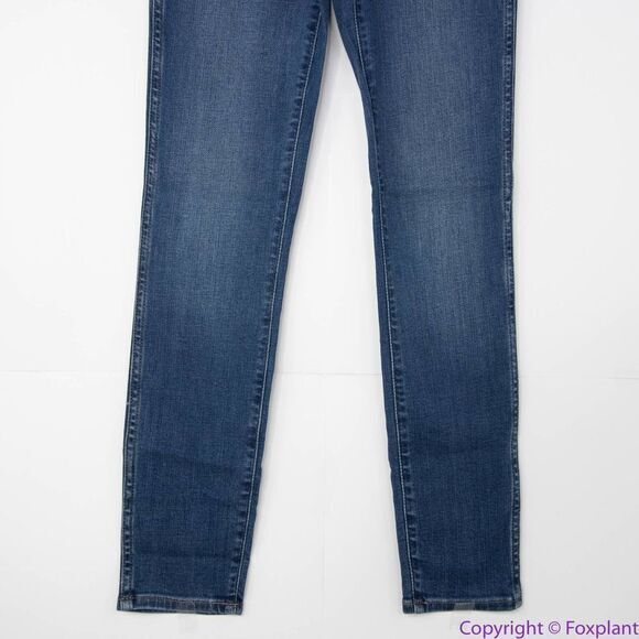 Madewell 10" High-Rise Roadtripper‎ Supersoft Jeans in Playford Wash, 24 - Picture 5 of 16